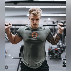 OFF-SEASONT Hybrid Tee Shirt Mens Green Performance Gym Short Sleeve Graphic M